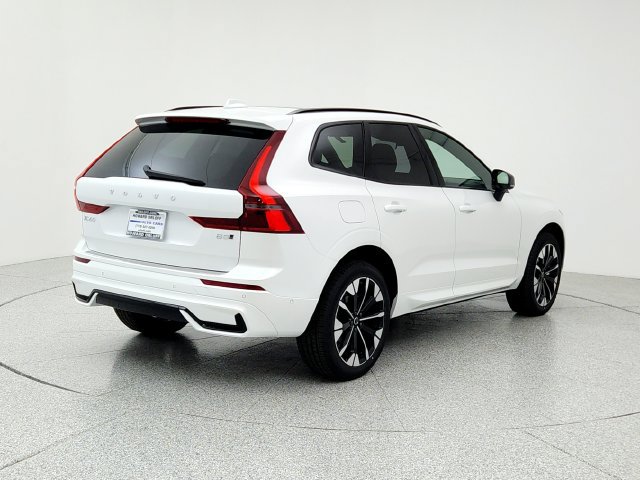 New 2026 Volvo XC60 B5 Plus w/ Protection Package Premier AWD/4WD image 5