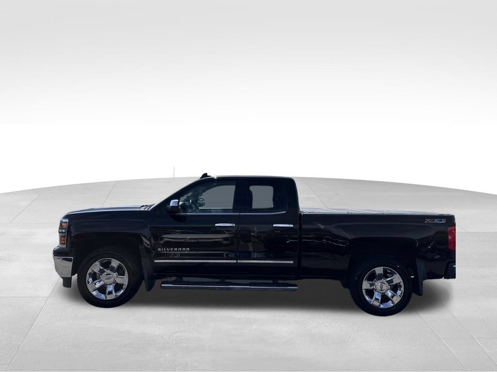 Used 2015 Chevrolet Silverado 1500 LTZ Z71 w/ LTZ Plus Package AWD/4WD image 9