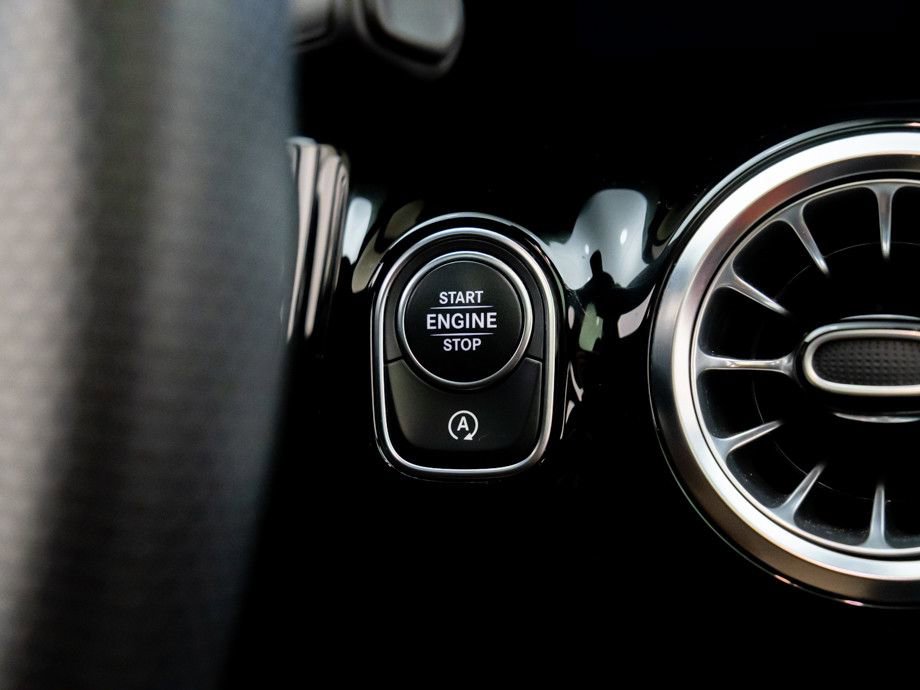 Certified 2023 Mercedes-Benz GLA 45 AMG 4MATIC image 18