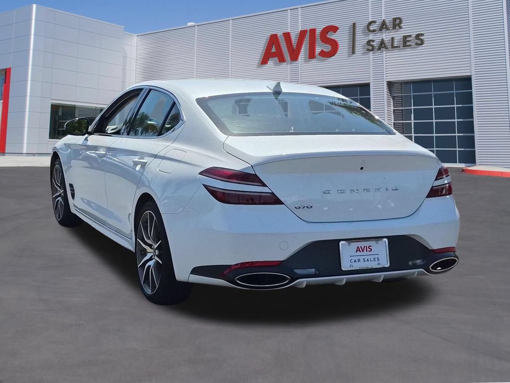 Used 2025 Genesis G70 2.5T RWD image 9