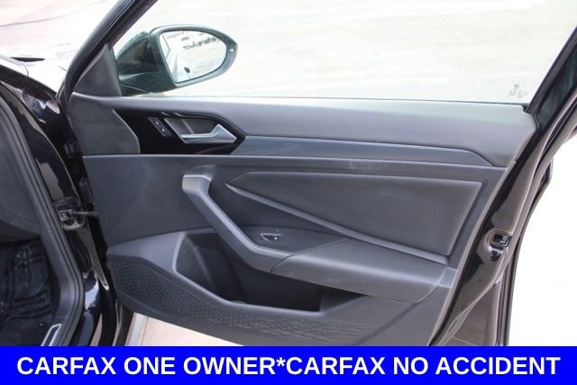 Used 2019 Volkswagen Jetta GLI image 18