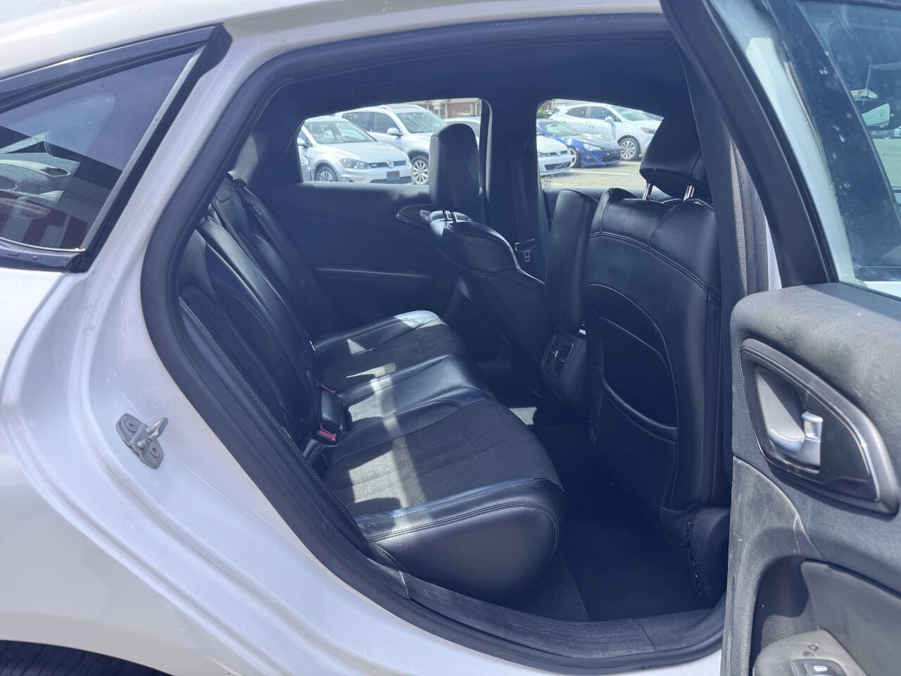 Used 2016 Chrysler 200 S w/ Comfort Group FWD image 13