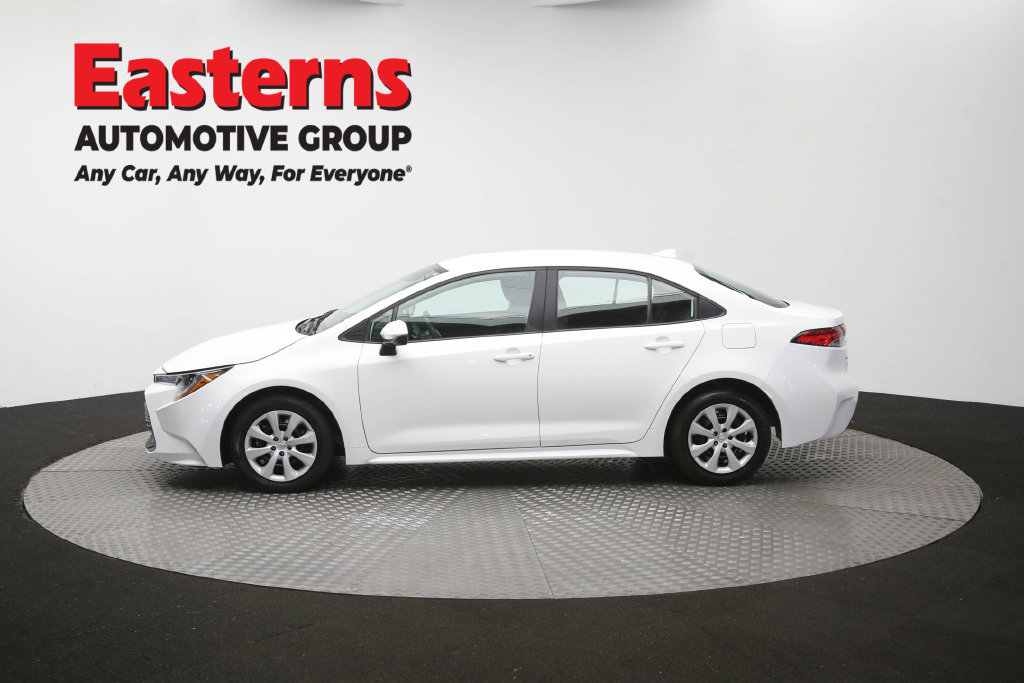 Used 2025 Toyota Corolla LE FWD image 57