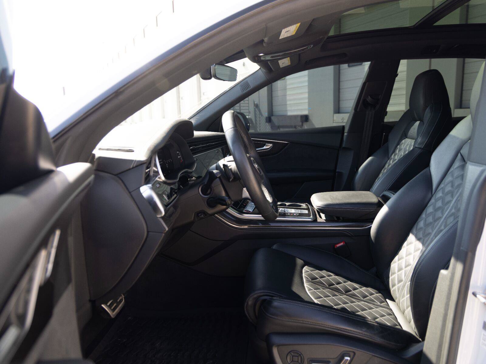 Used 2023 Audi SQ8 Premium Plus AWD/4WD image 18