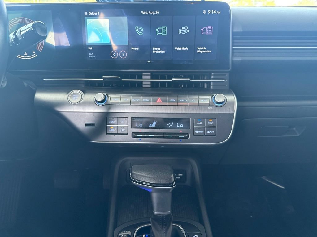 Used 2025 Hyundai Kona SEL FWD image 20