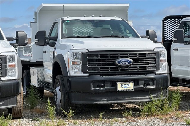 New 2024 Ford F550 2WD Regular Cab Super Duty