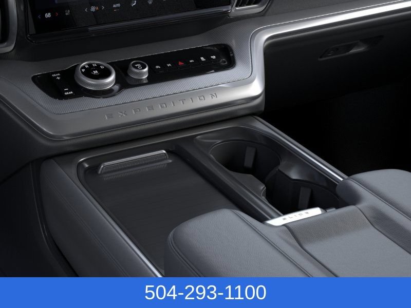 New 2026 Ford Expedition Active RWD image 17