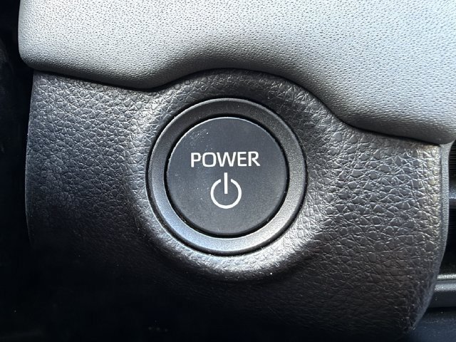 Used 2026 Toyota RAV4 XSE w/ Weather Package AWD/4WD image 19