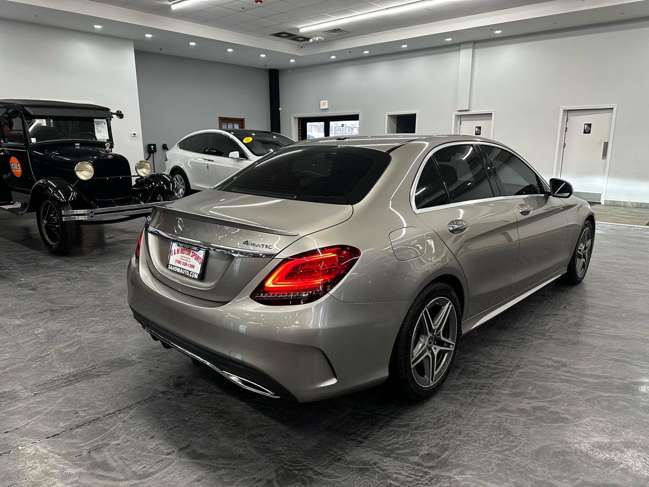 Used 2020 Mercedes-Benz C 300 4MATIC Sedan w/ AMG Line image 5