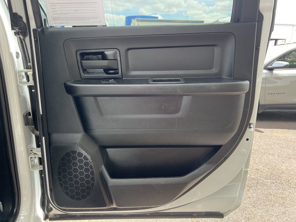 Used 2022 RAM 3500 Tradesman w/ Chrome Appearance Group image 13