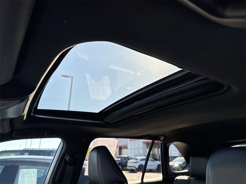 Used 2021 Toyota RAV4 XSE image 28