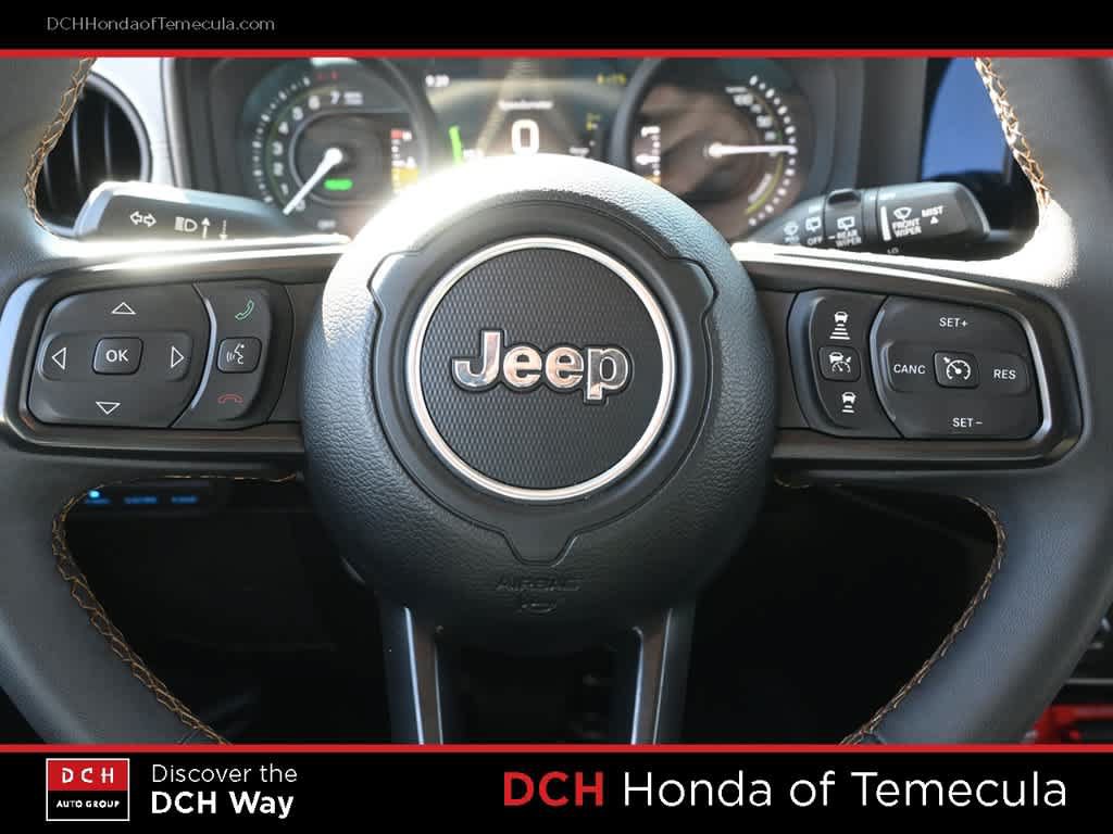 Used 2024 Jeep Wrangler Unlimited AWD/4WD image 9
