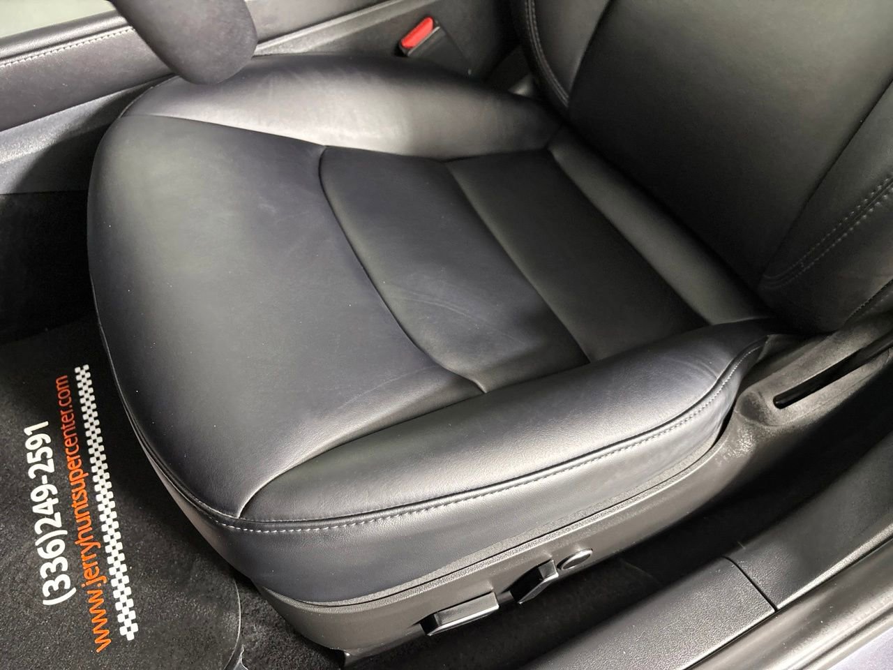 Used 2023 Tesla Model 3 Standard Range RWD image 9