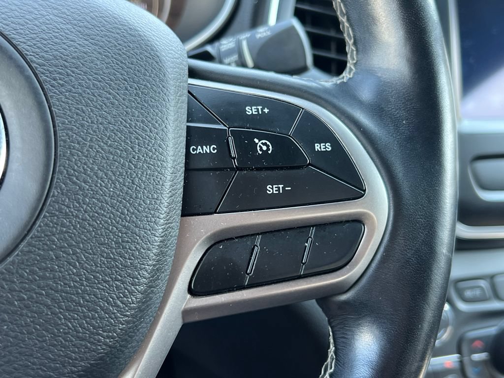 Used 2021 Jeep Cherokee Latitude Lux 80th Anniv w/ Quick Order Package 26U 80TH AWD/4WD image 24