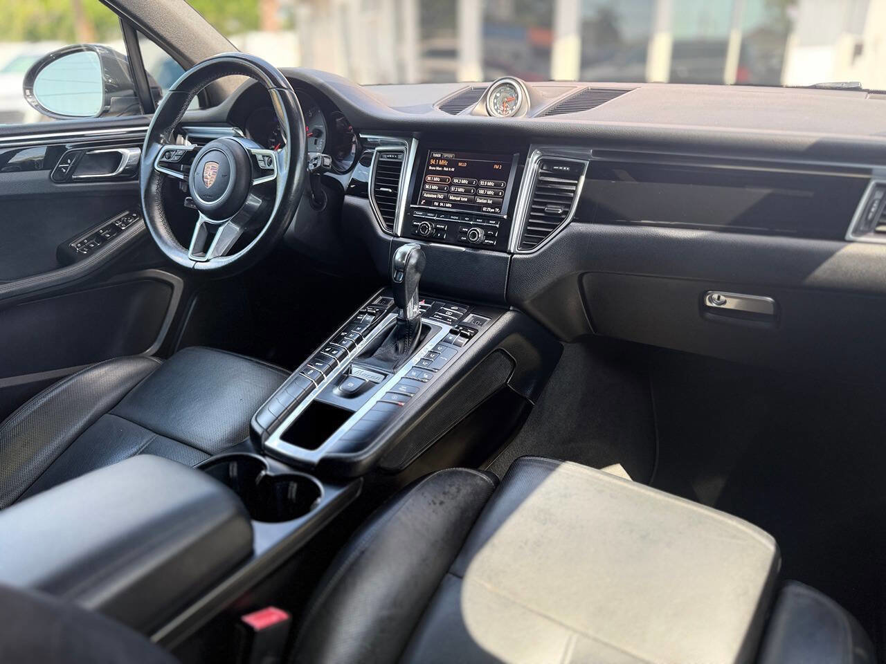 Used 2015 Porsche Macan S AWD/4WD image 24