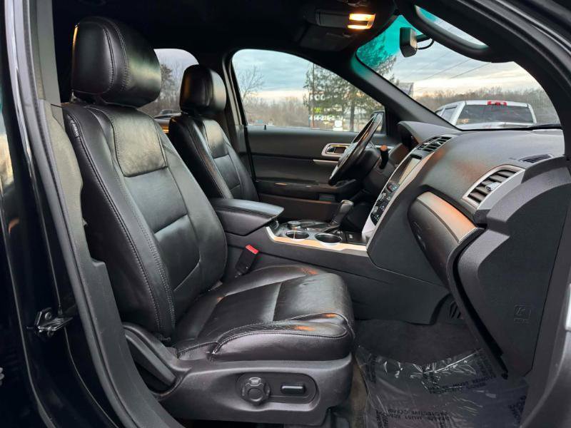 Used 2013 Ford Explorer XLT AWD/4WD image 15