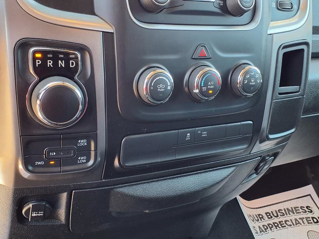 Used 2021 RAM 1500 Classic SLT image 17