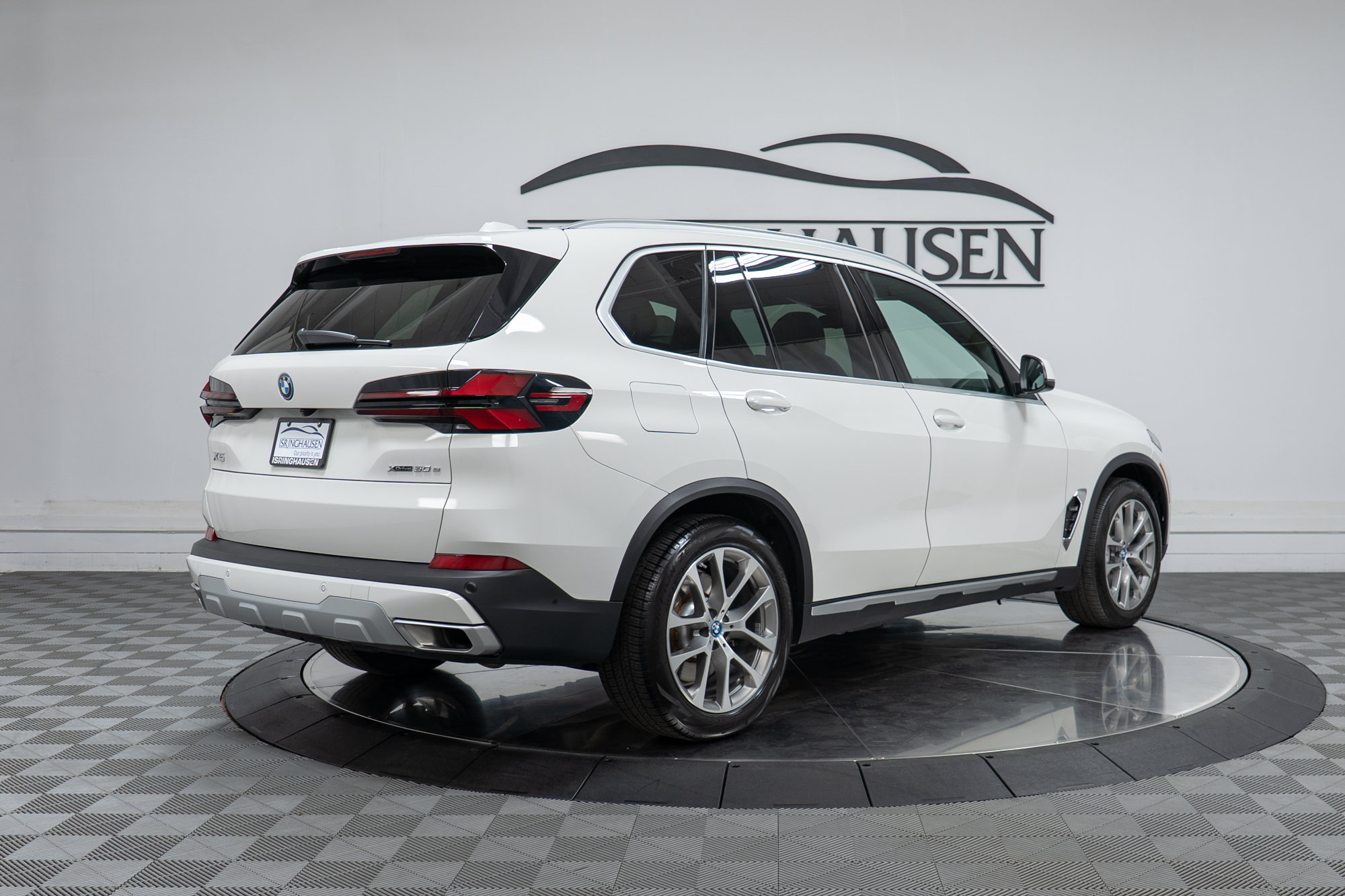 Certified 2024 BMW X5 xDrive50e AWD/4WD image 5