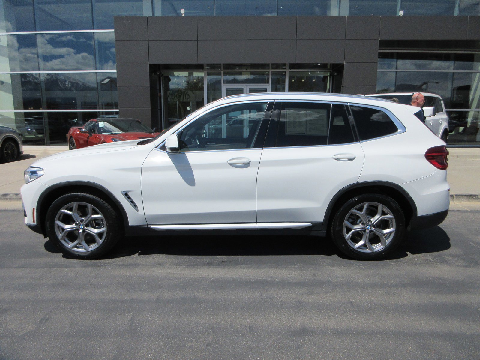 Used 2020 BMW X3 xDrive30i w/ Convenience Package AWD/4WD image 3