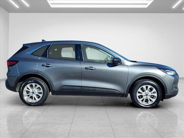 Used 2023 Ford Escape Active AWD/4WD image 12