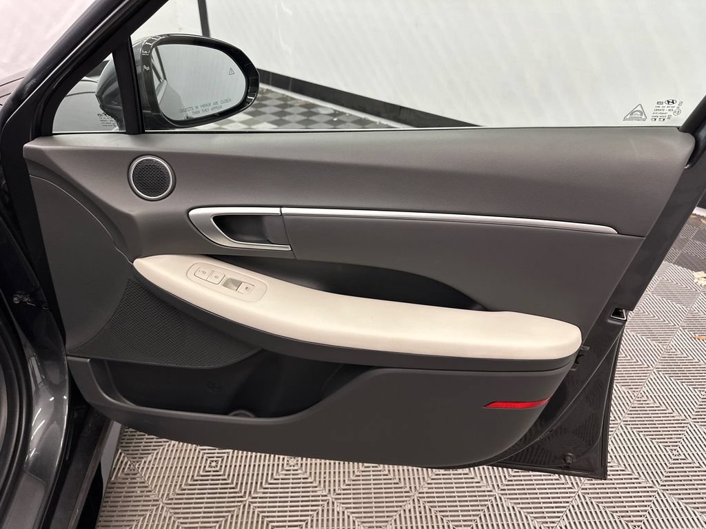 Used 2024 Hyundai Sonata SEL FWD image 15