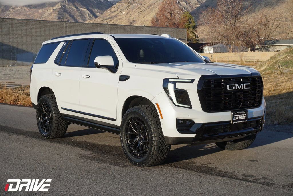 Used 2026 GMC Yukon Denali Ultimate image 2