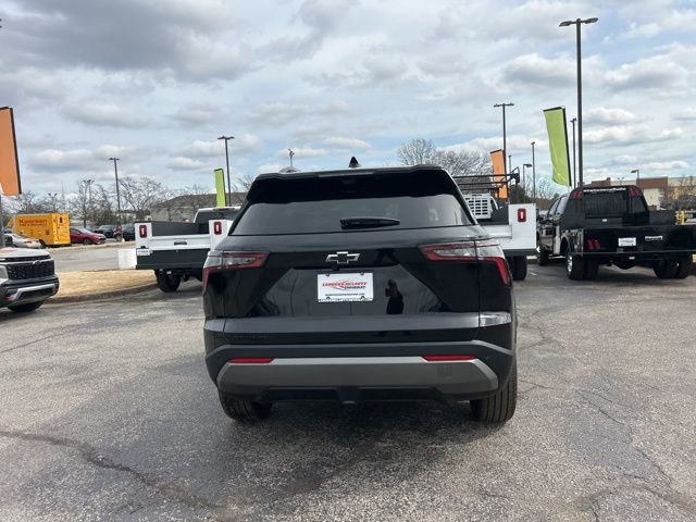 New 2026 Chevrolet Equinox LT w/ Midnight Edition image 4