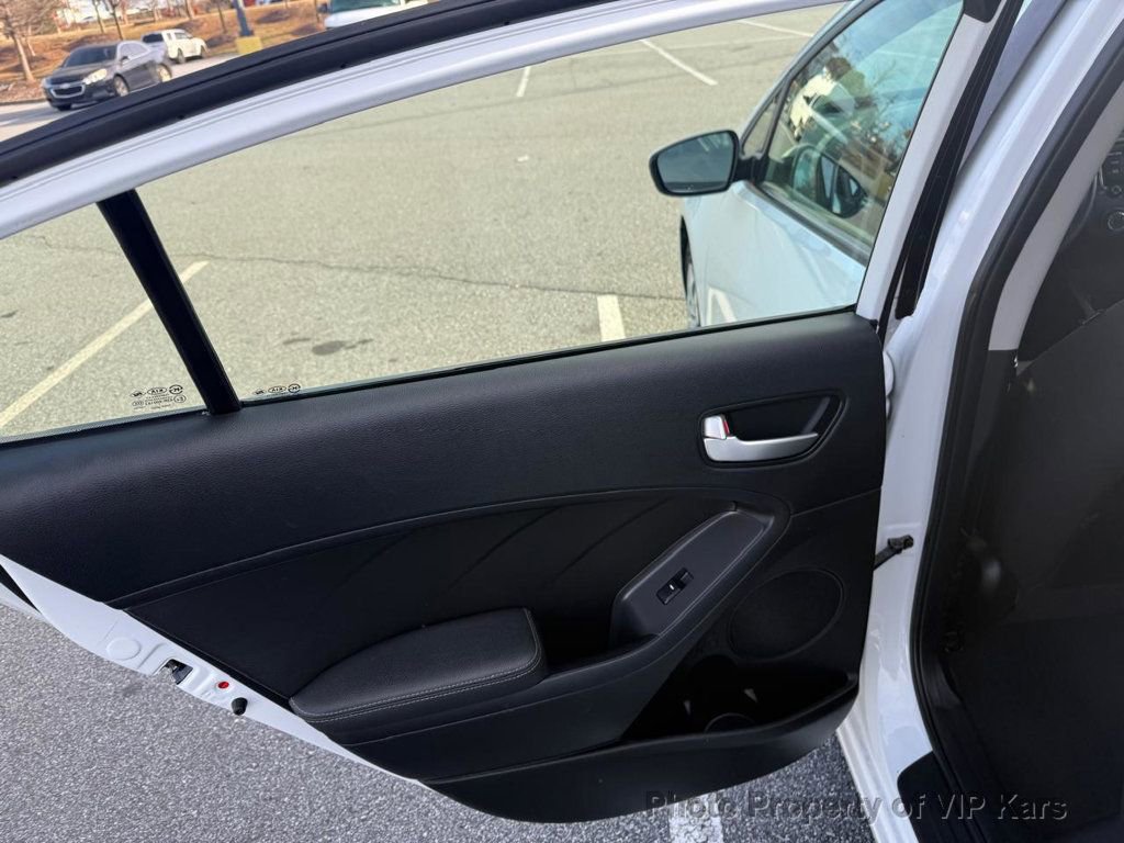 Used 2018 Kia Forte LX FWD image 15