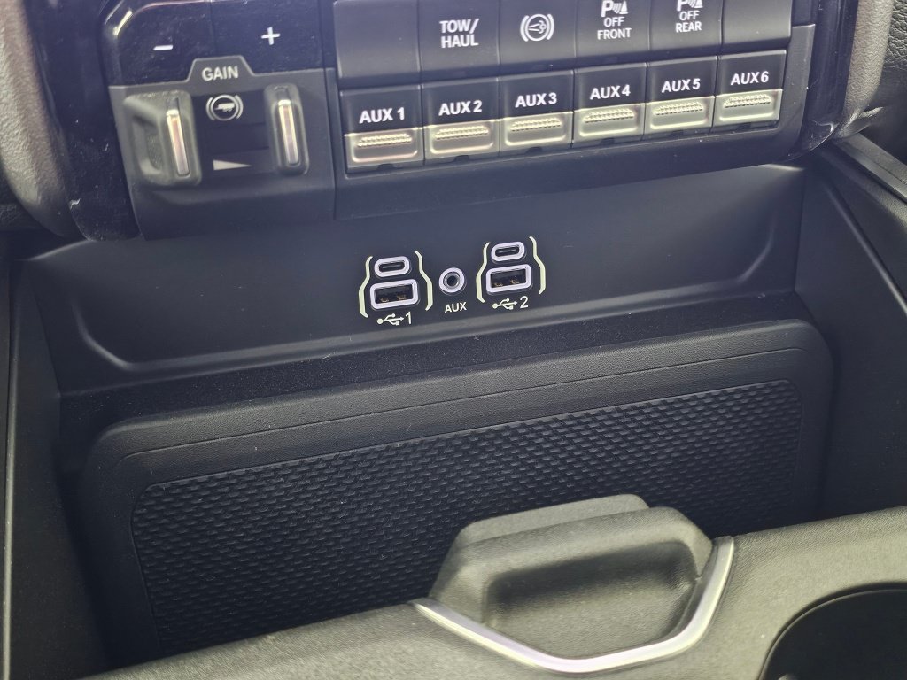 New 2026 RAM 3500 Big Horn AWD/4WD image 30
