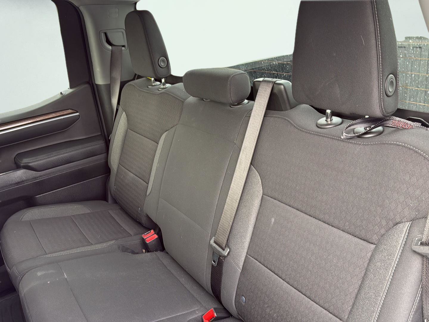 Used 2025 Chevrolet Silverado 1500 LT image 30