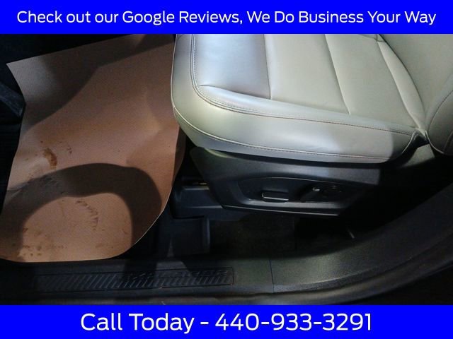 Used 2025 Ford Explorer Active w/ Active Comfort Package image 28