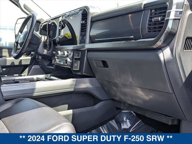 Certified 2024 Ford F250 Lariat w/ Lariat Ultimate Package AWD/4WD image 24