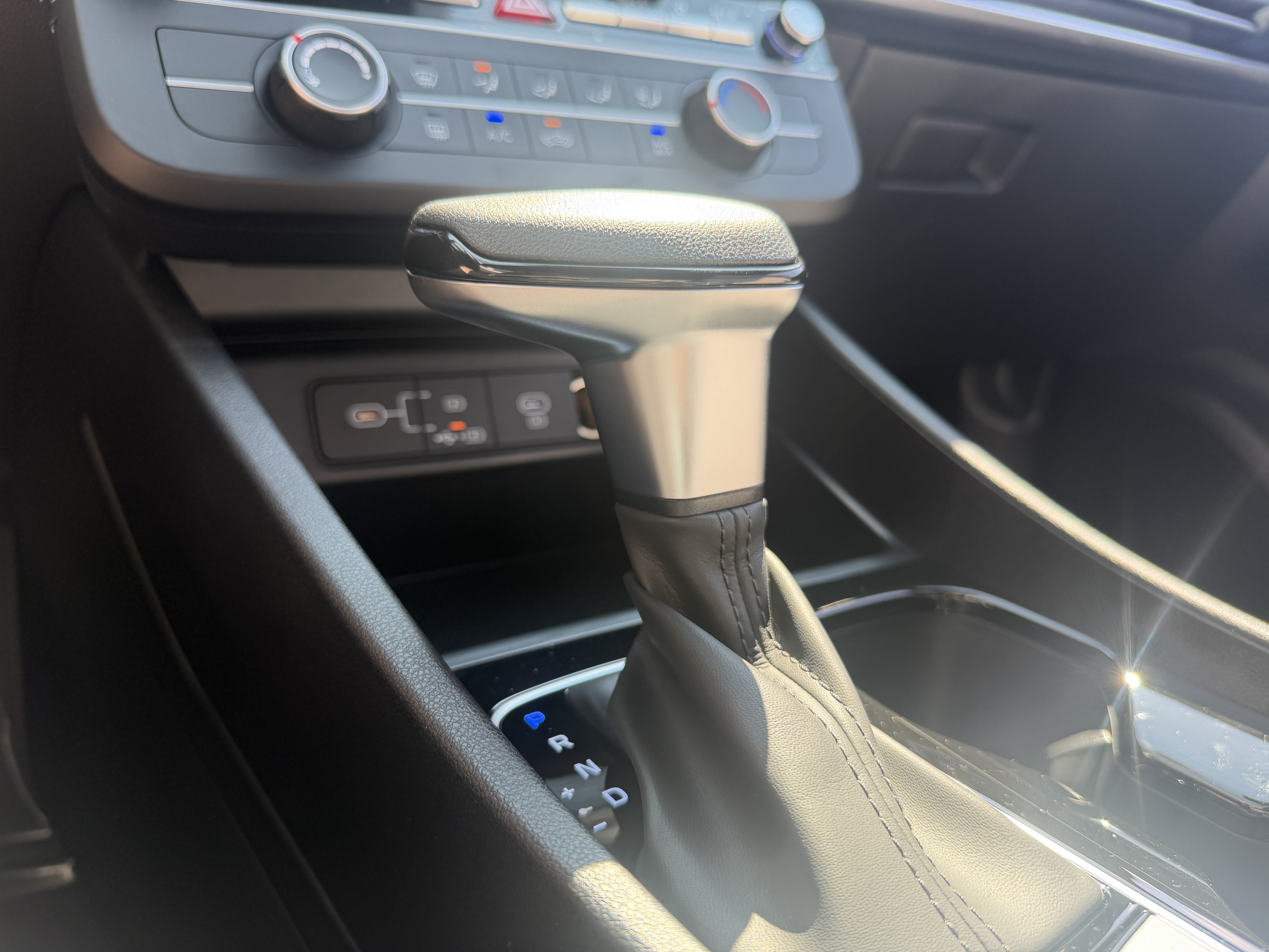 New 2027 Hyundai Santa Cruz SE AWD/4WD image 38
