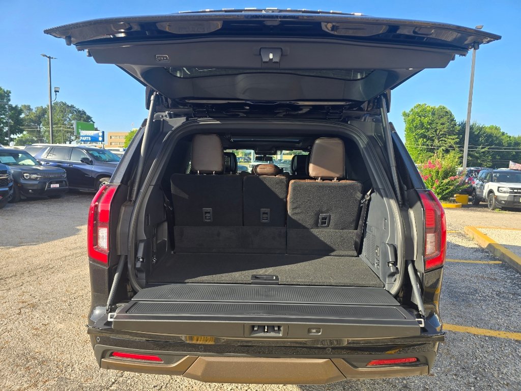 New 2027 Ford Expedition King Ranch RWD image 21