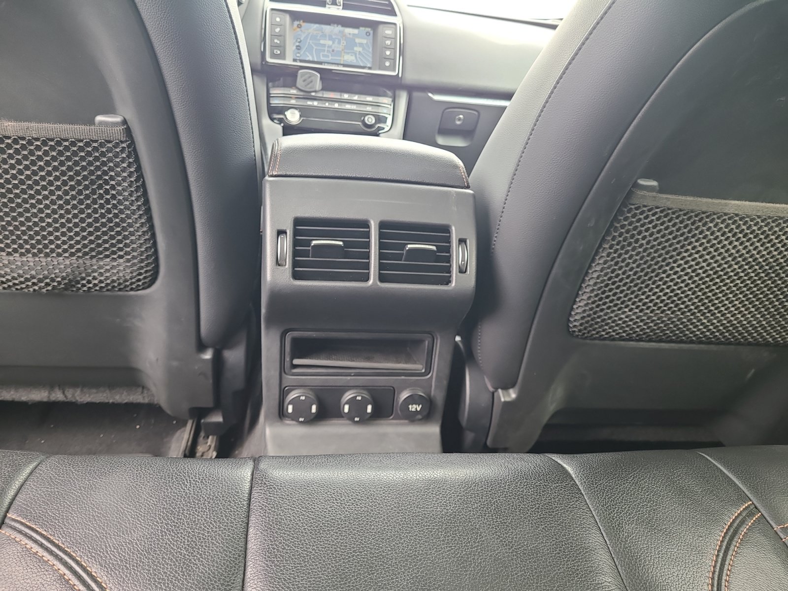 Used 2017 Jaguar F-PACE Prestige AWD/4WD image 24