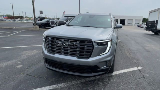 New 2026 GMC Acadia Denali Ultimate w/ LPO, Floor Liner Package AWD/4WD image 5