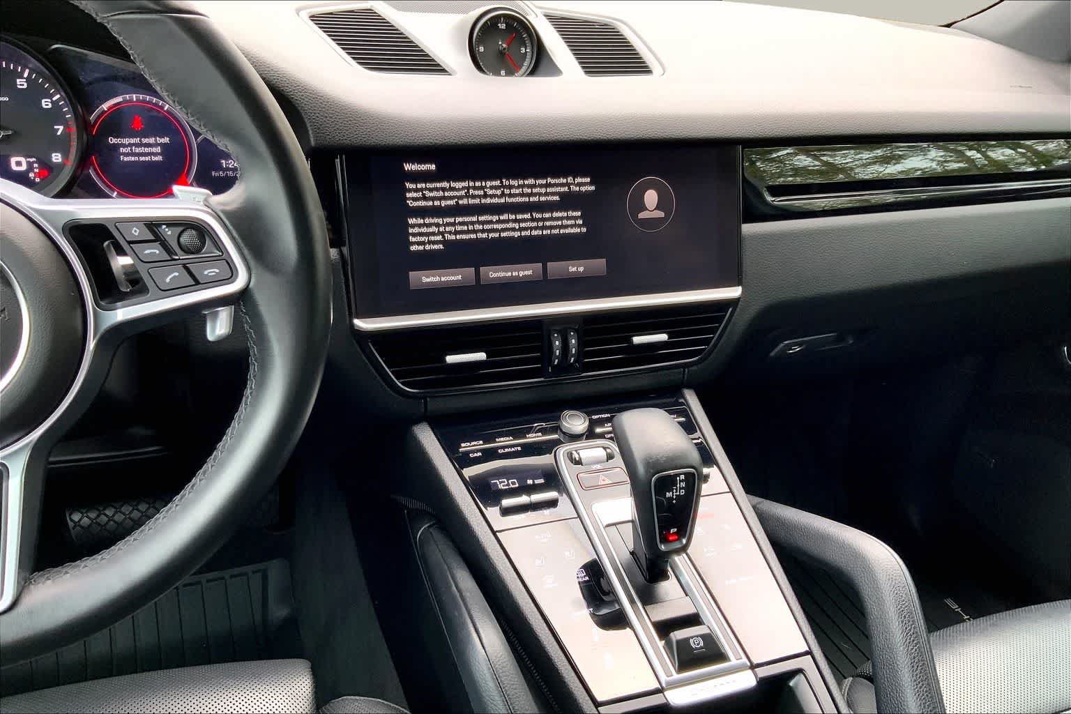 Used 2022 Porsche Cayenne AWD/4WD image 7