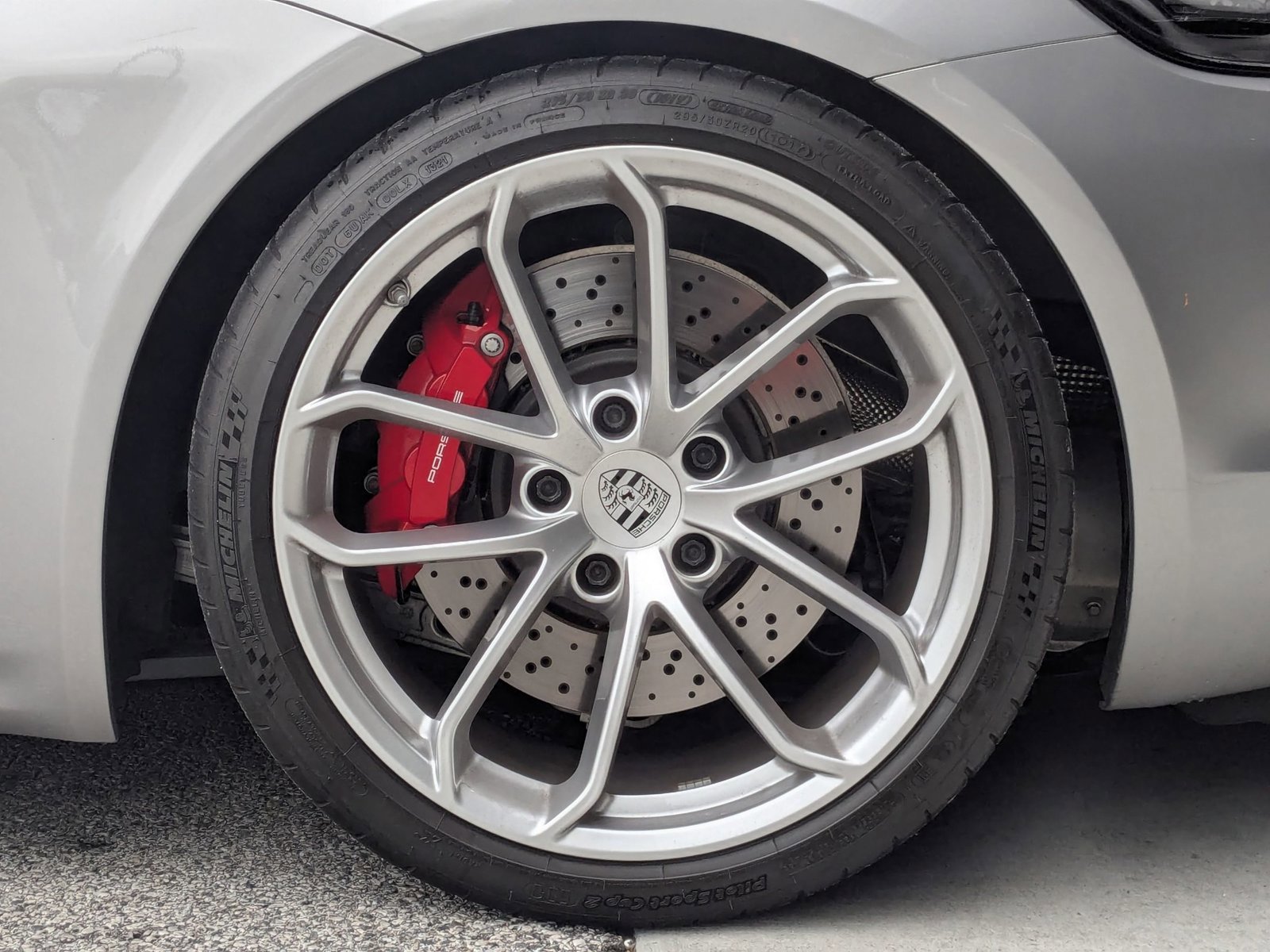 Certified 2021 Porsche 718 Boxster Spyder RWD image 13