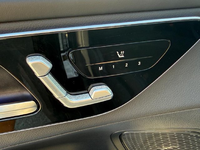 Used 2023 Mercedes-Benz GLC 300 image 18