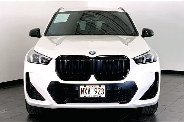 Used 2023 BMW X1 xDrive28i w/ M Sport Package AWD/4WD image 3