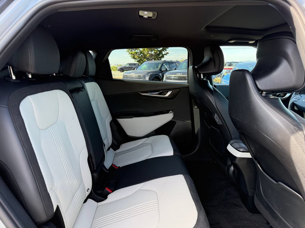 Certified 2023 Kia EV6 GT-Line w/ GT-Line White Seat Package AWD/4WD image 14