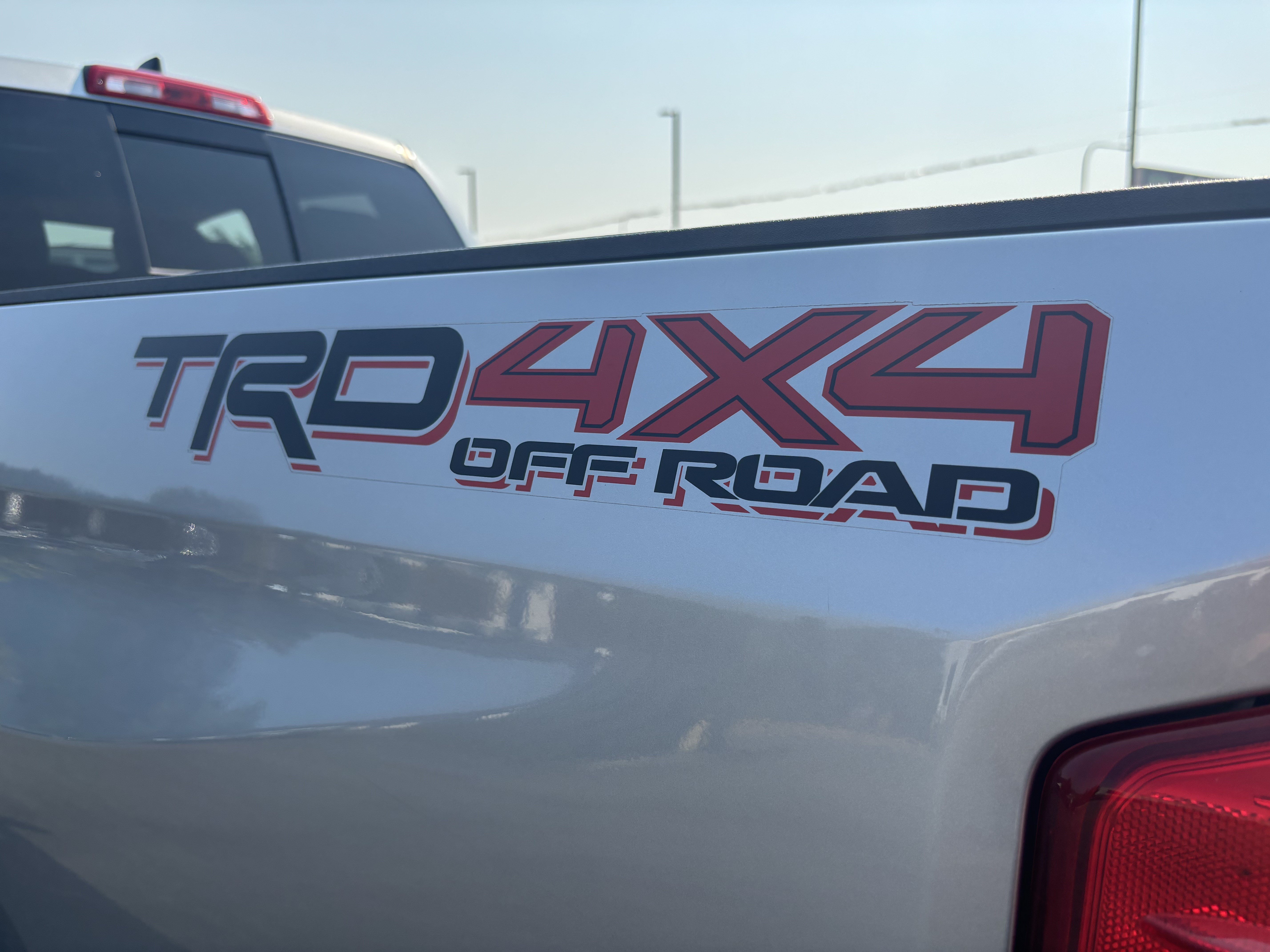 Used 2020 Toyota Tundra Limited w/ Limited Premium Package AWD/4WD image 12