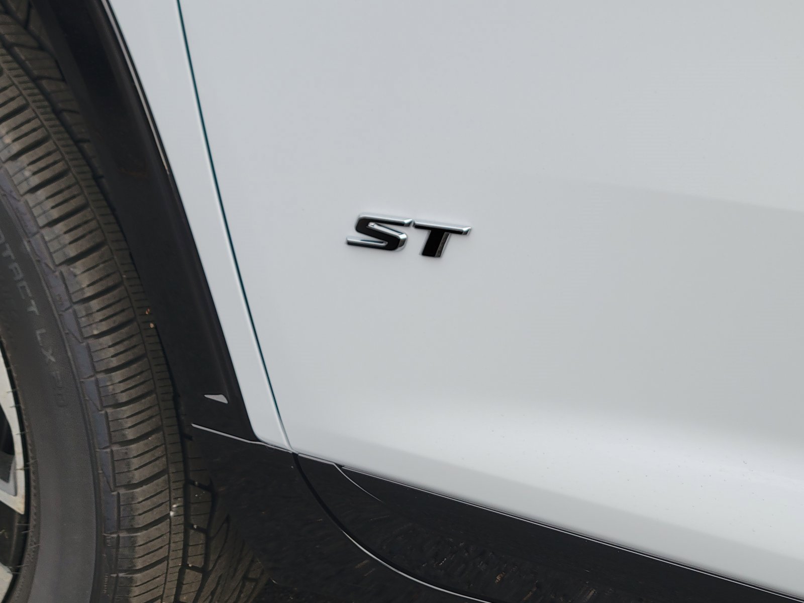 New 2026 Buick Enclave Sport Touring image 12