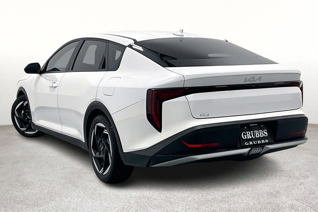 Used 2025 Kia K4 EX image 11