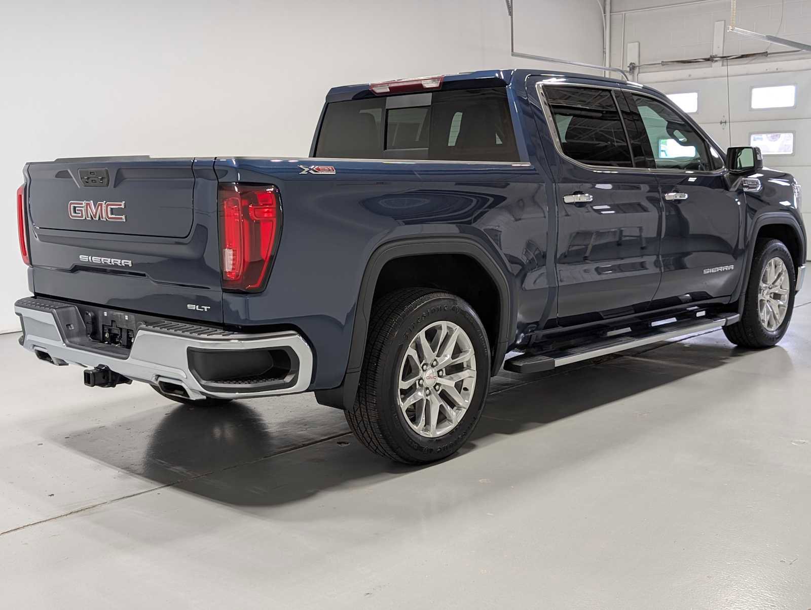 Certified 2022 GMC Sierra 1500 SLT w/ SLT Premium Package AWD/4WD image 8