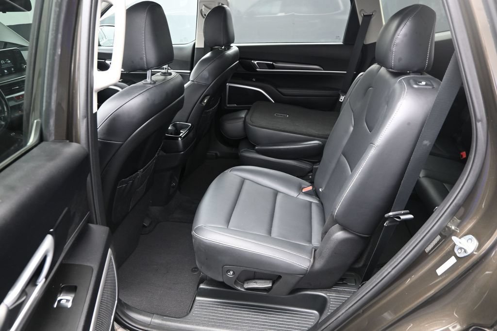 Used 2021 Kia Telluride S AWD/4WD image 15