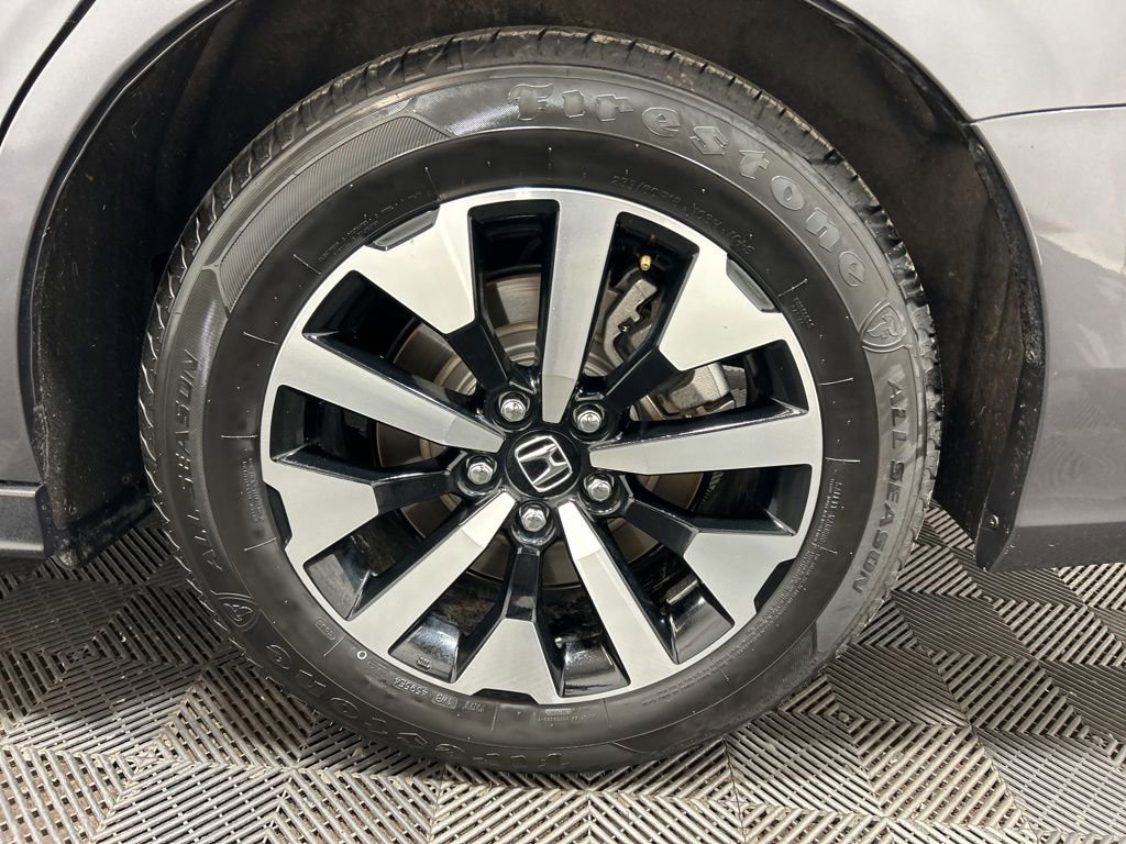 Used 2025 Honda Odyssey EX-L image 31