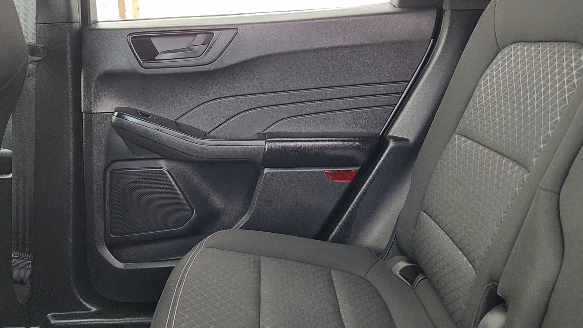 Used 2025 Ford Escape Active image 16