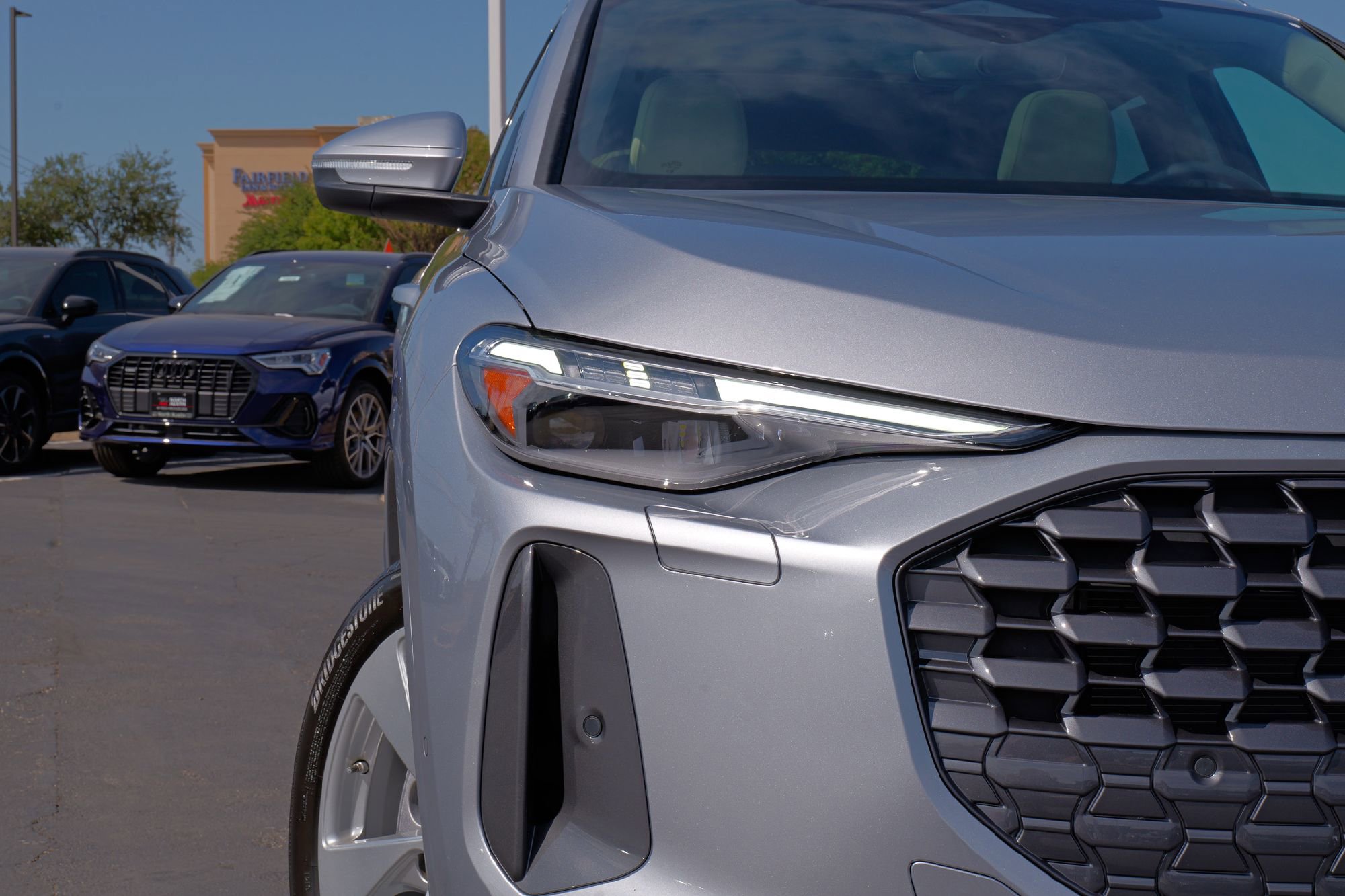 Used 2025 Audi Q5 Premium Plus w/ Premium Plus image 3