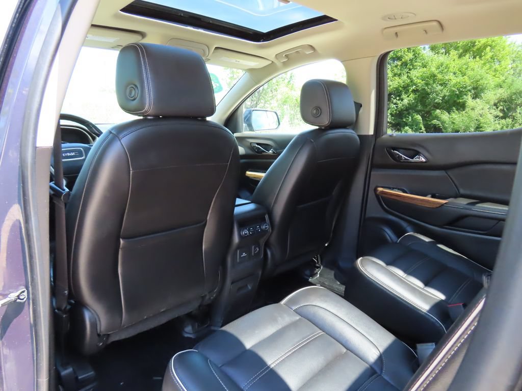 Certified 2019 GMC Acadia Denali w/ Technology Package AWD/4WD image 28